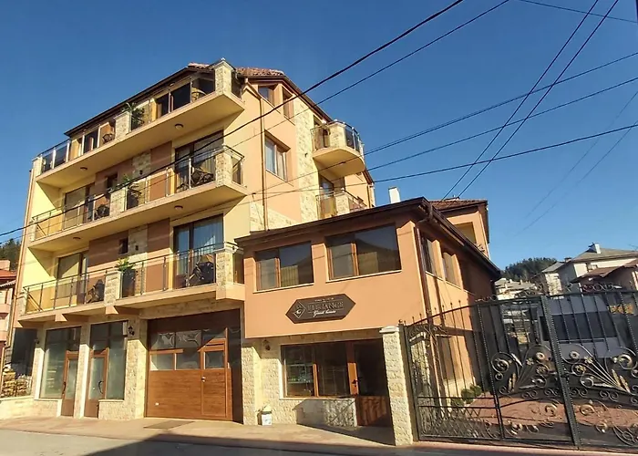 Pensjonat елеганс Dospat